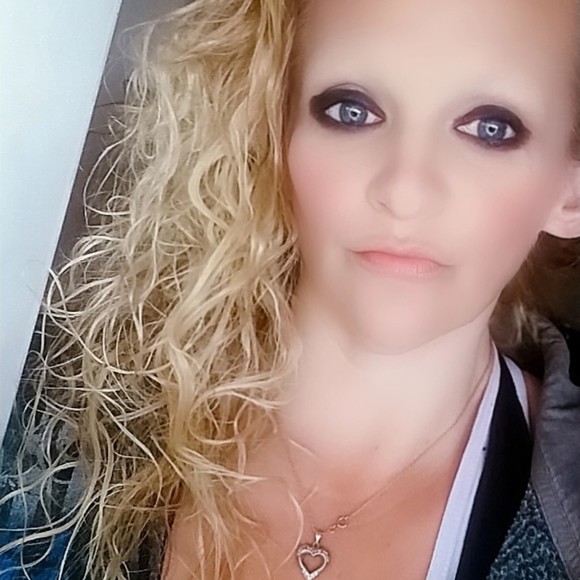 Meet your Posher, Miranda - Picture 1 of 1